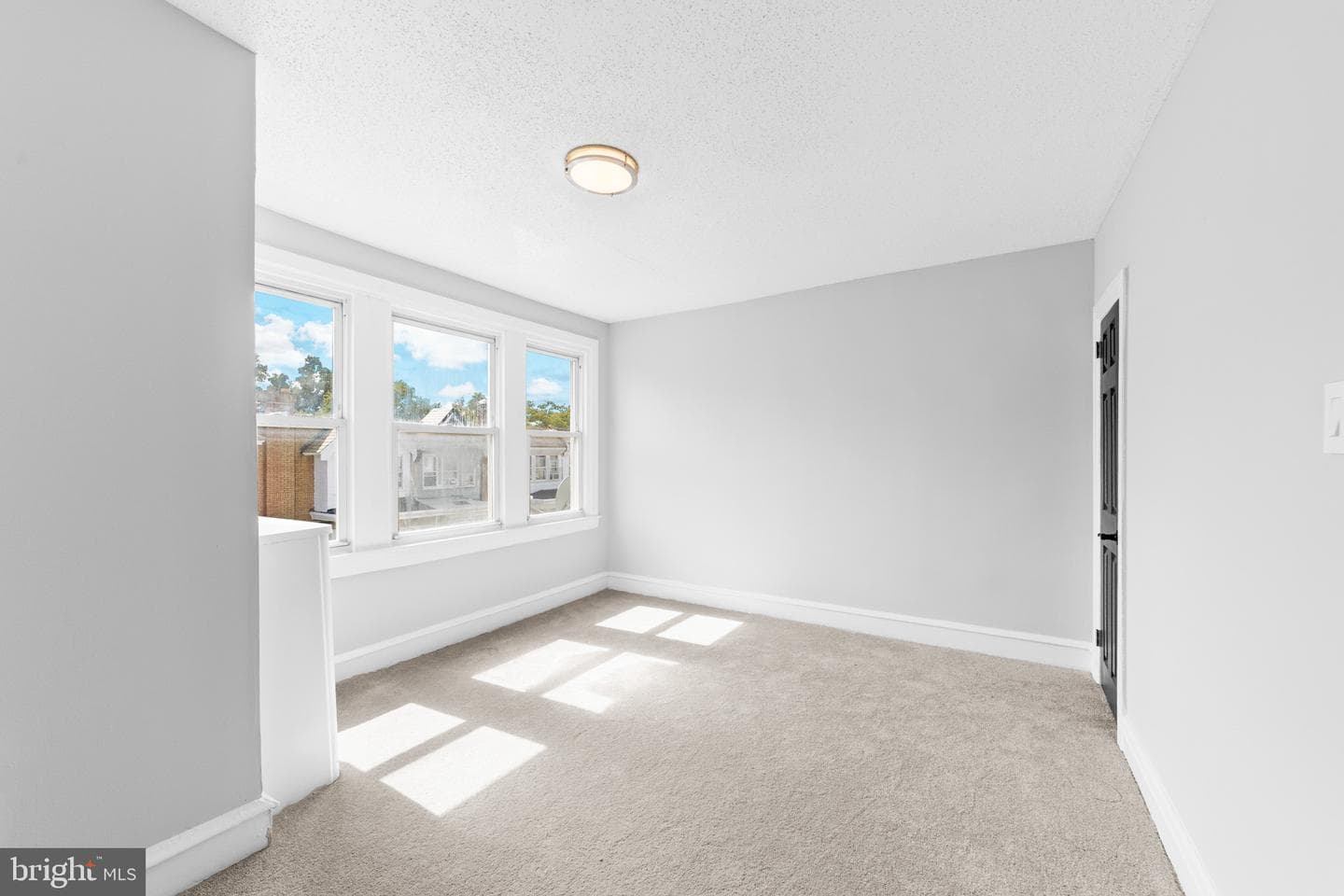 4745 Loring Street photo 29