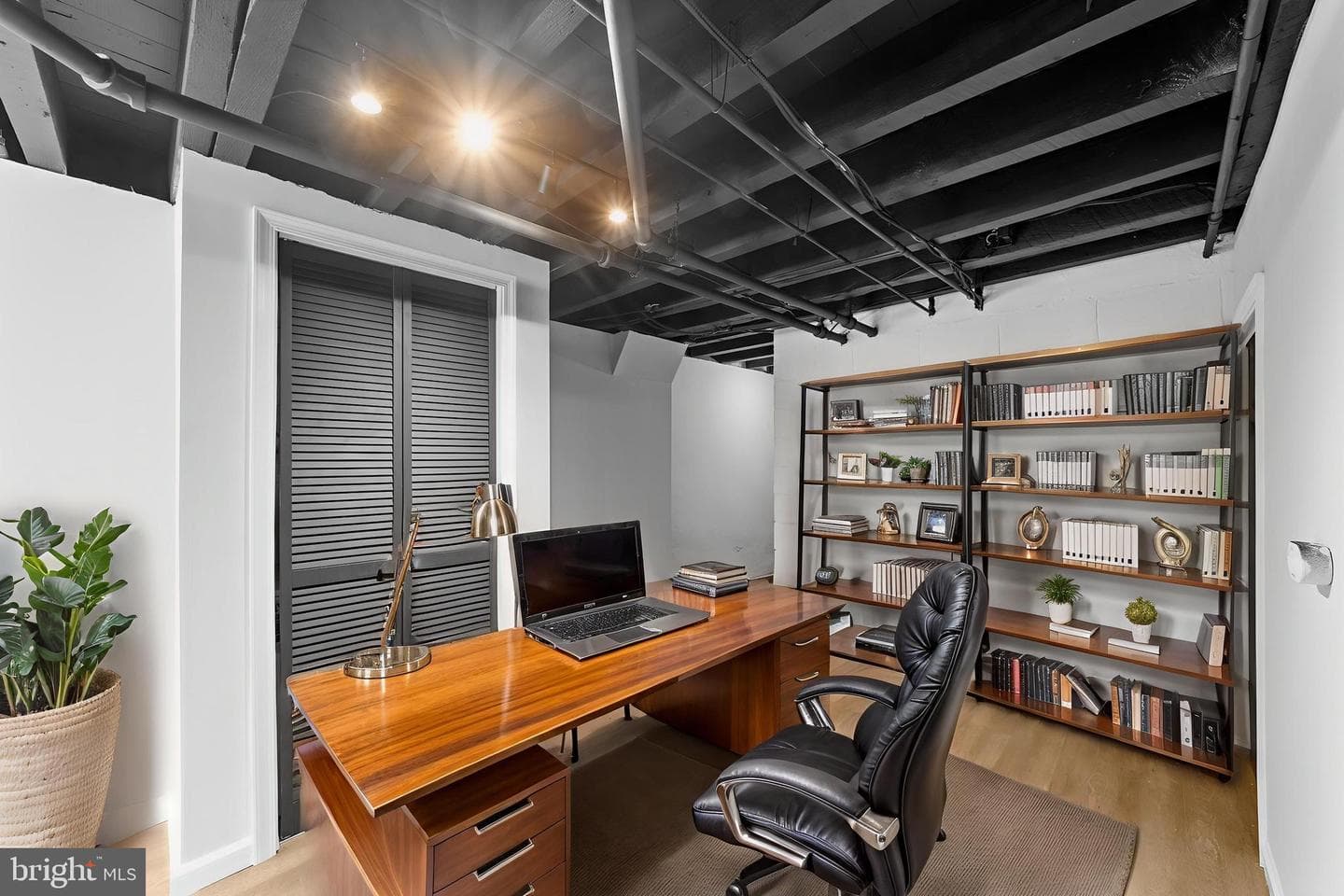 4745 Loring Street photo 32