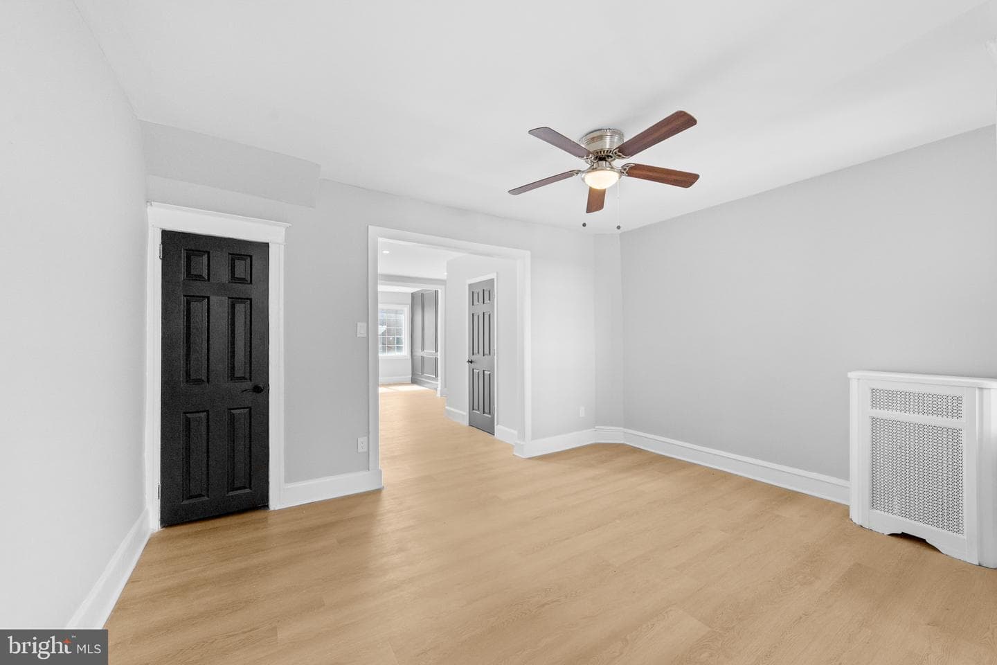 4745 Loring Street photo 9