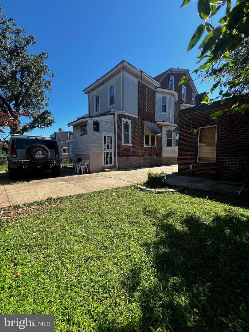 7332 Tabor Avenue photo 10