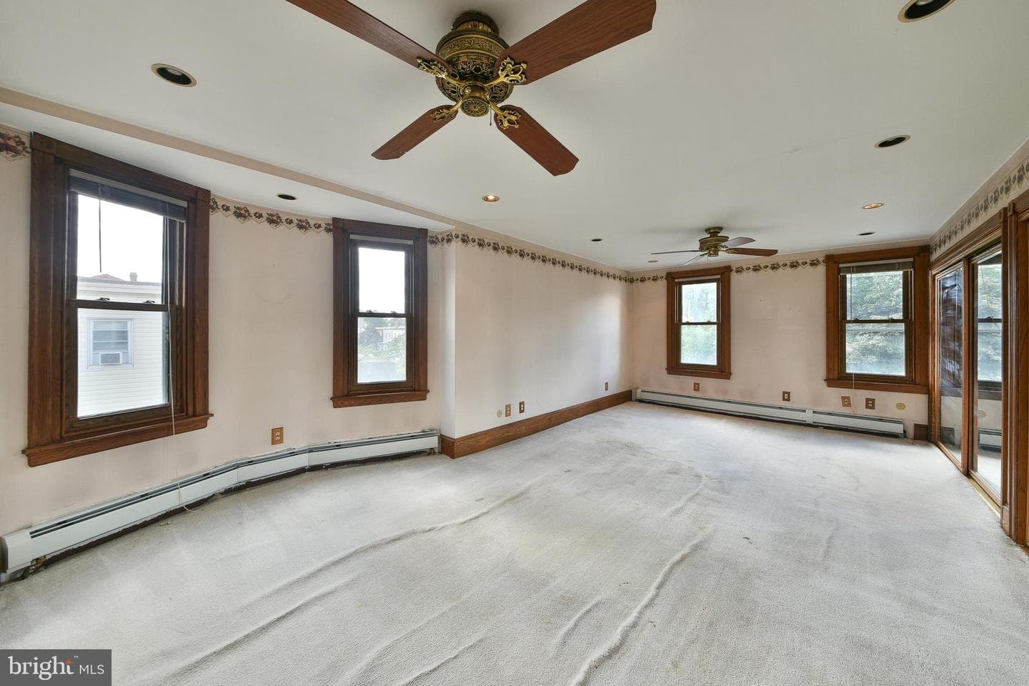 7332 Tabor Avenue photo 27