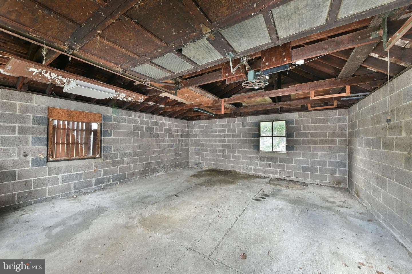 7332 Tabor Avenue photo 61