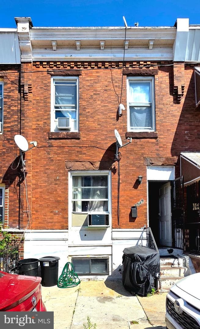 2549 S Fairhill Street, Philadelphia