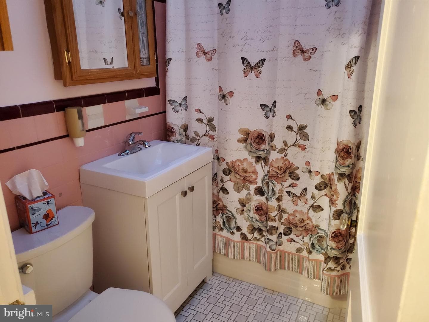 1344 Greeby Street photo 11