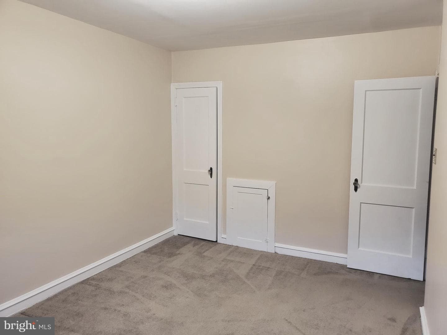 1344 Greeby Street photo 13
