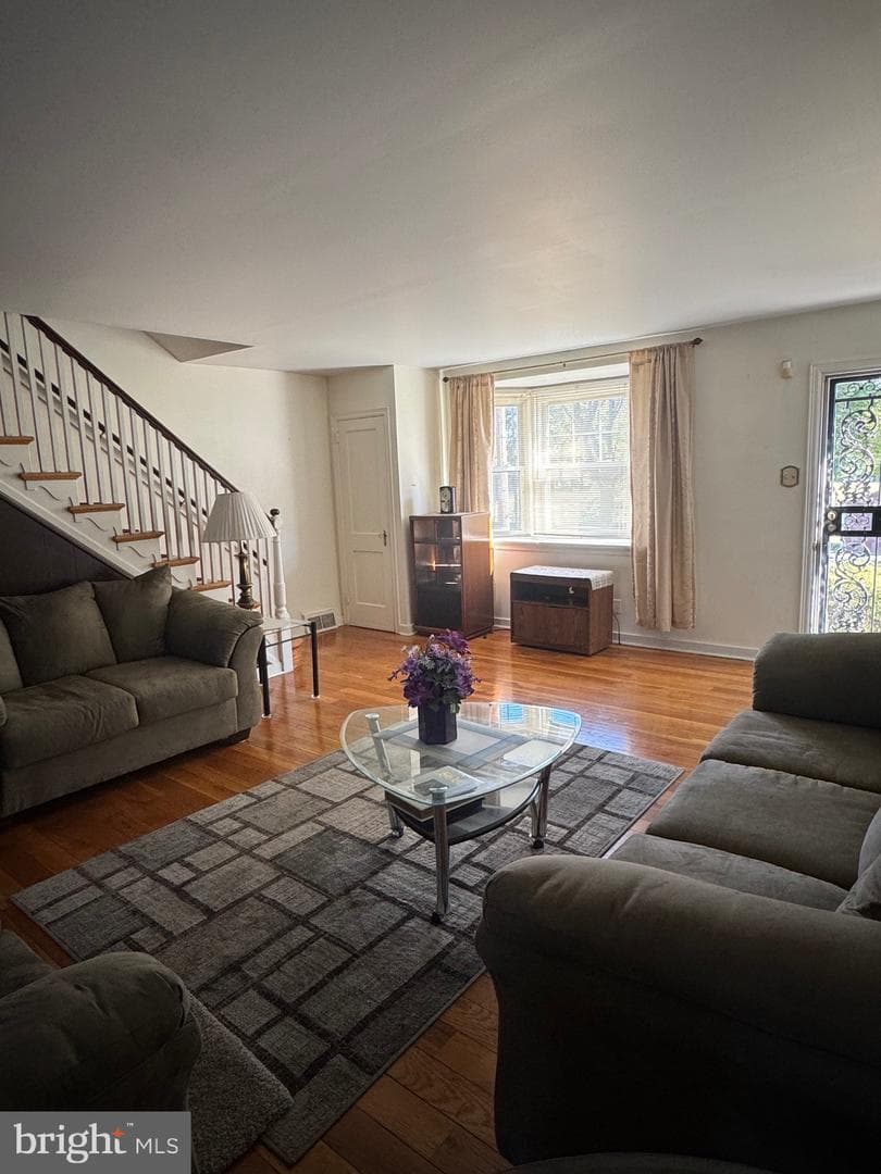 8118 Michener Avenue photo 7