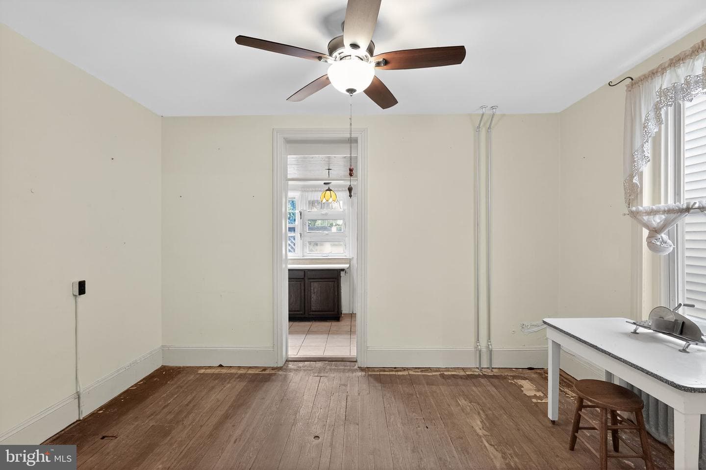 250 Hermitage Street photo 14