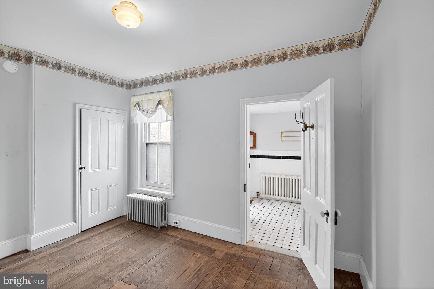 250 Hermitage Street photo 23