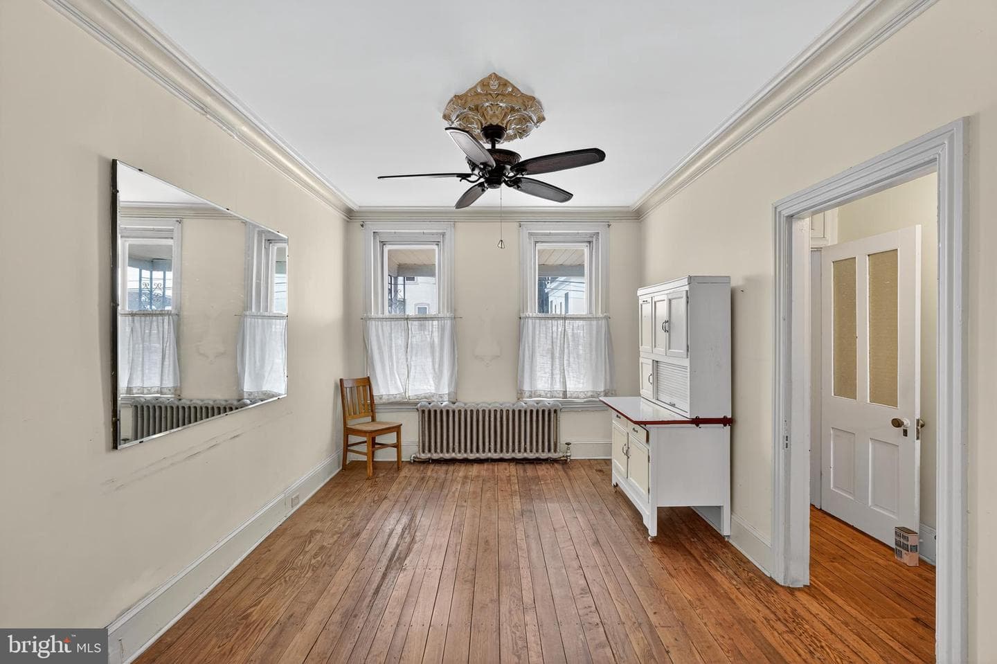 250 Hermitage Street photo 6