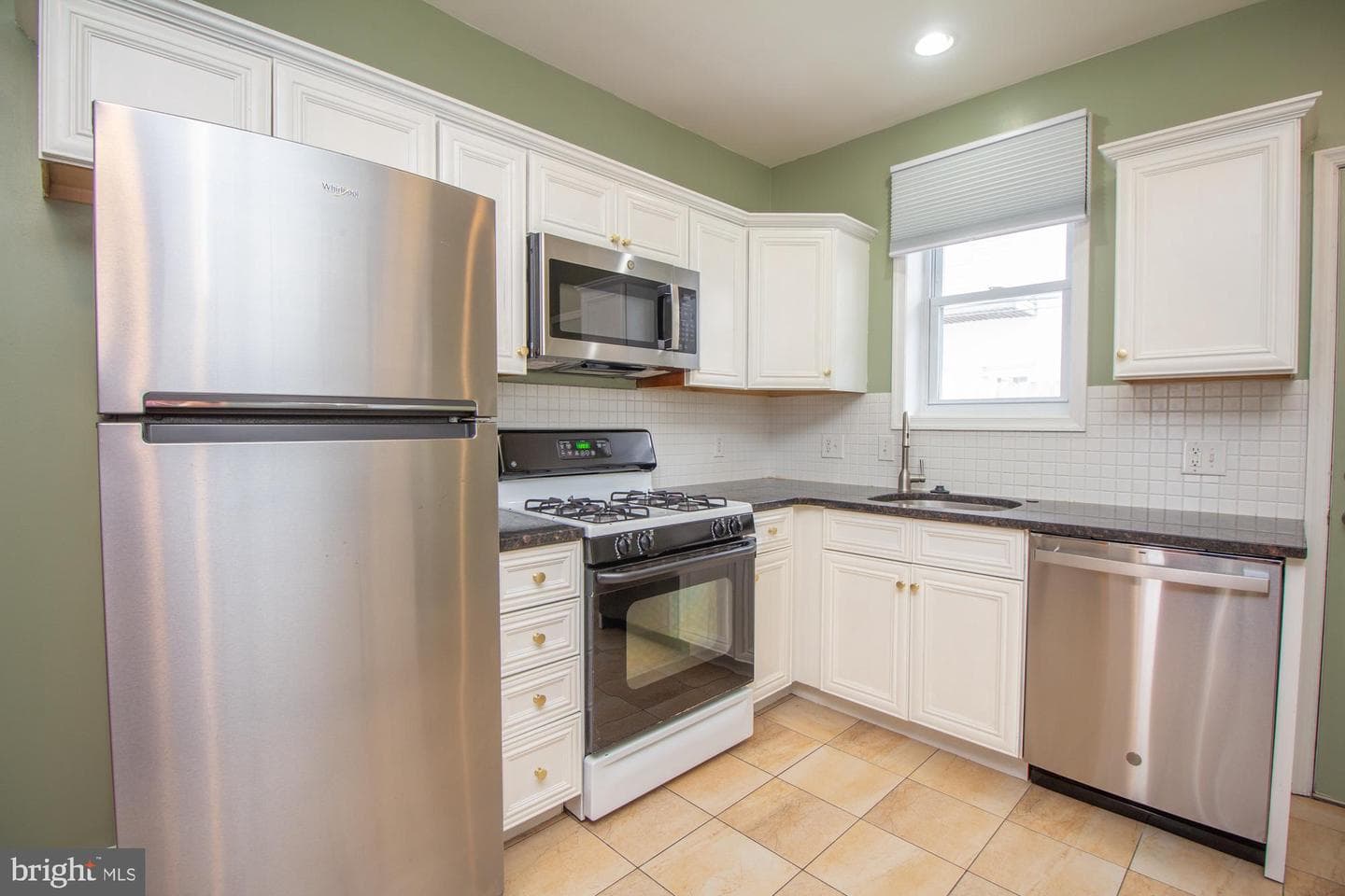 2515 S Hicks Street photo 11