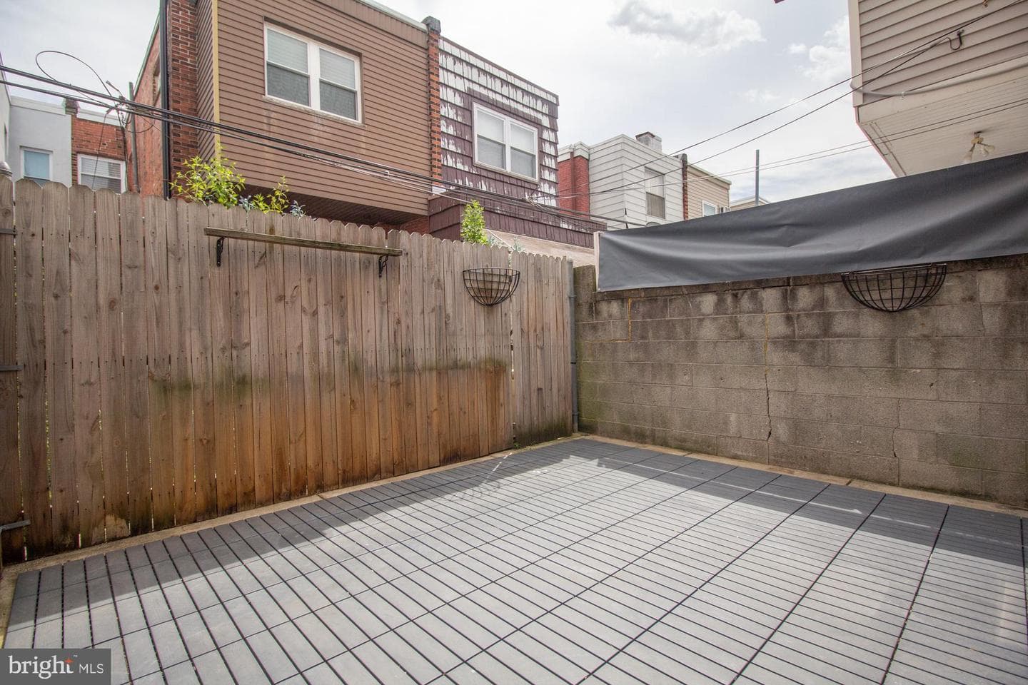 2515 S Hicks Street photo 14