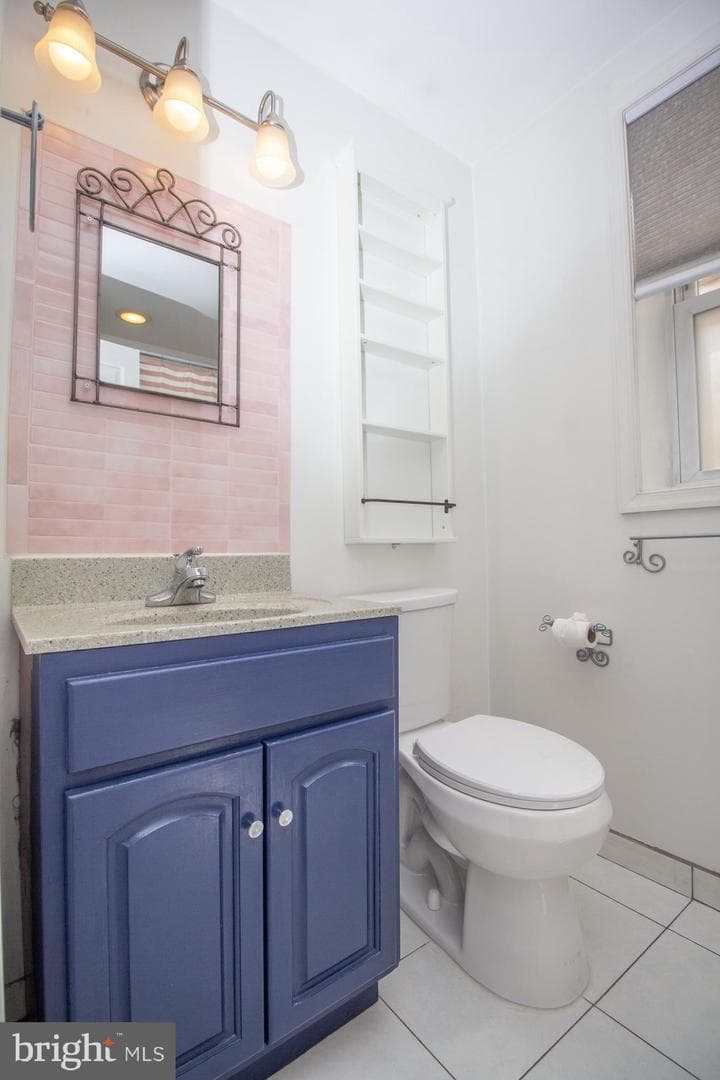 2515 S Hicks Street photo 18