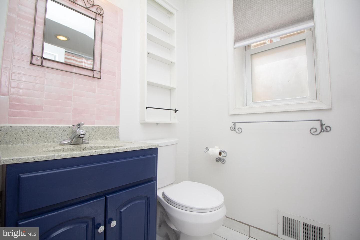 2515 S Hicks Street photo 19