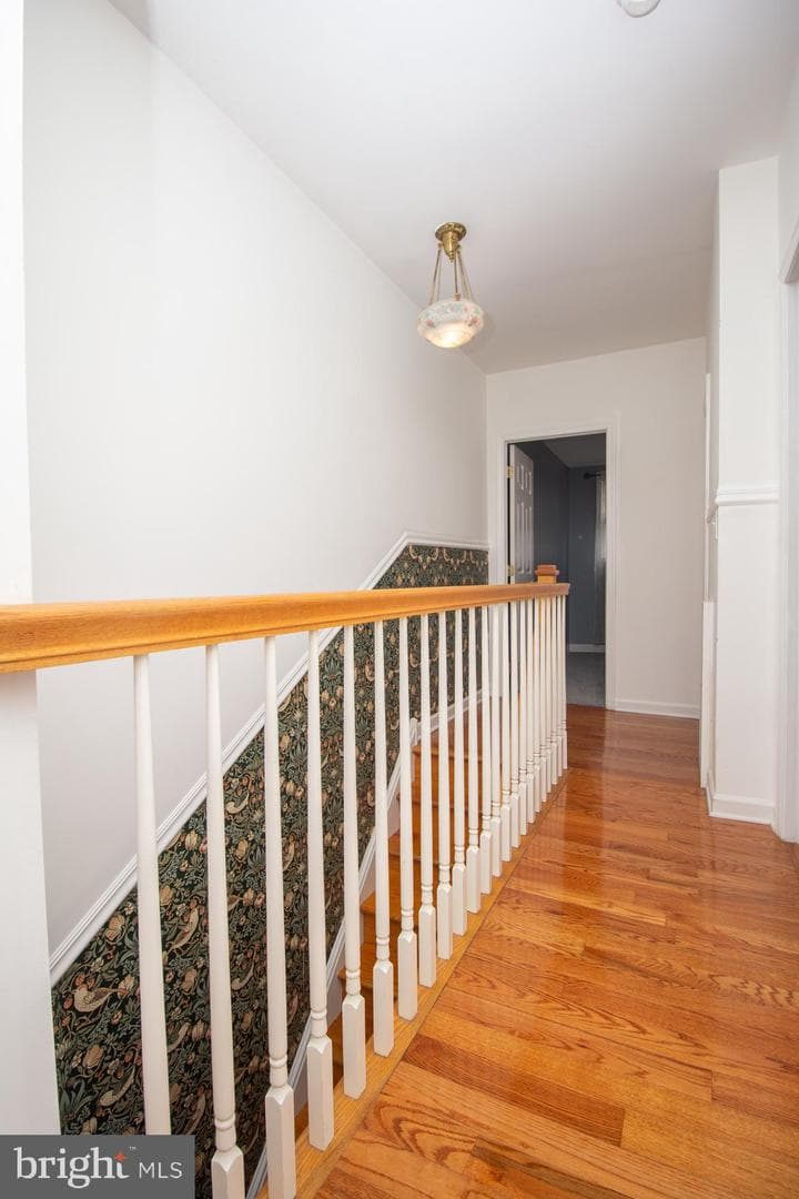 2515 S Hicks Street photo 8