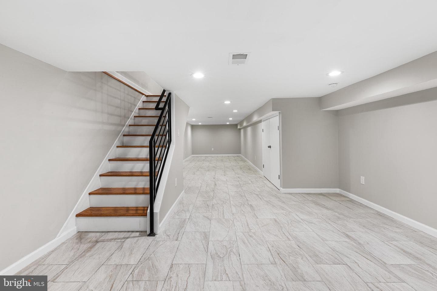 2236 Tasker Street photo 12