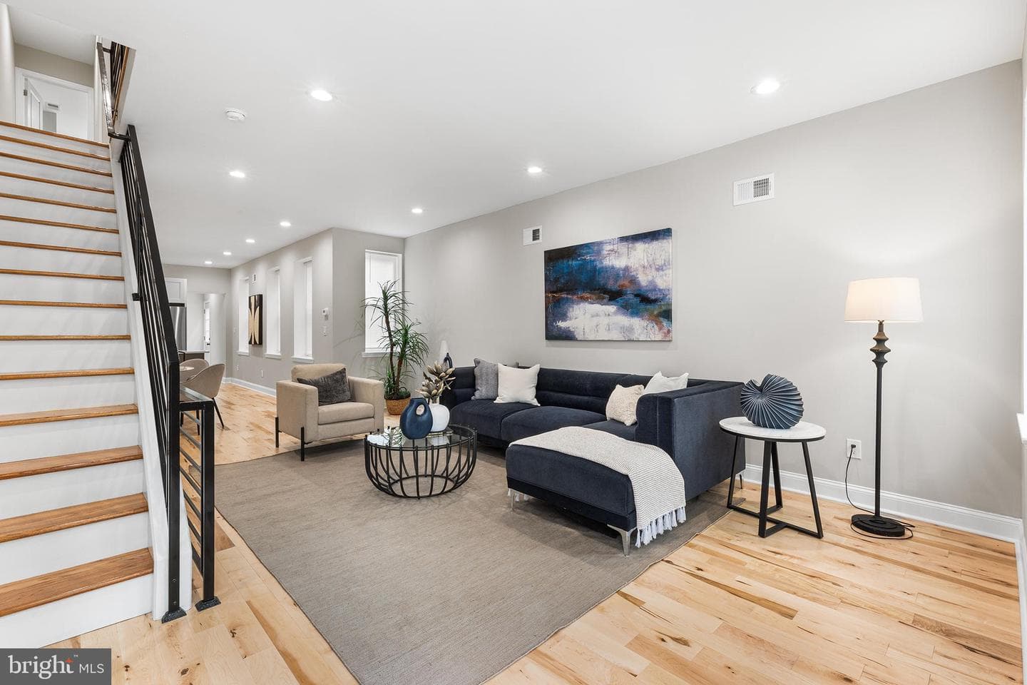 2236 Tasker Street photo 2