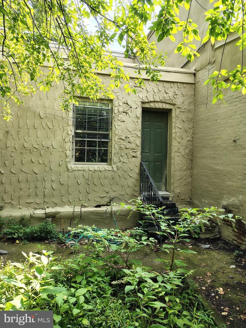 230 N 53rd Street photo 6