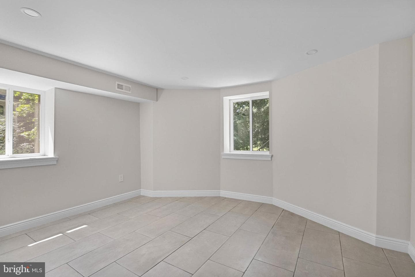 319 Pelham Road photo 27