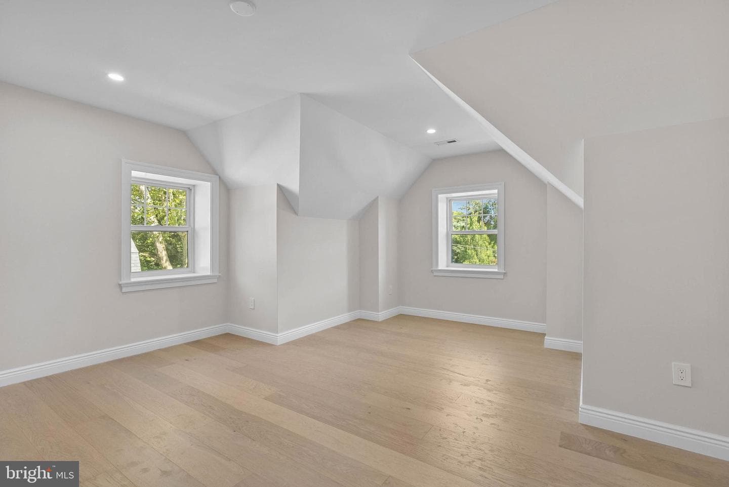 319 Pelham Road photo 30