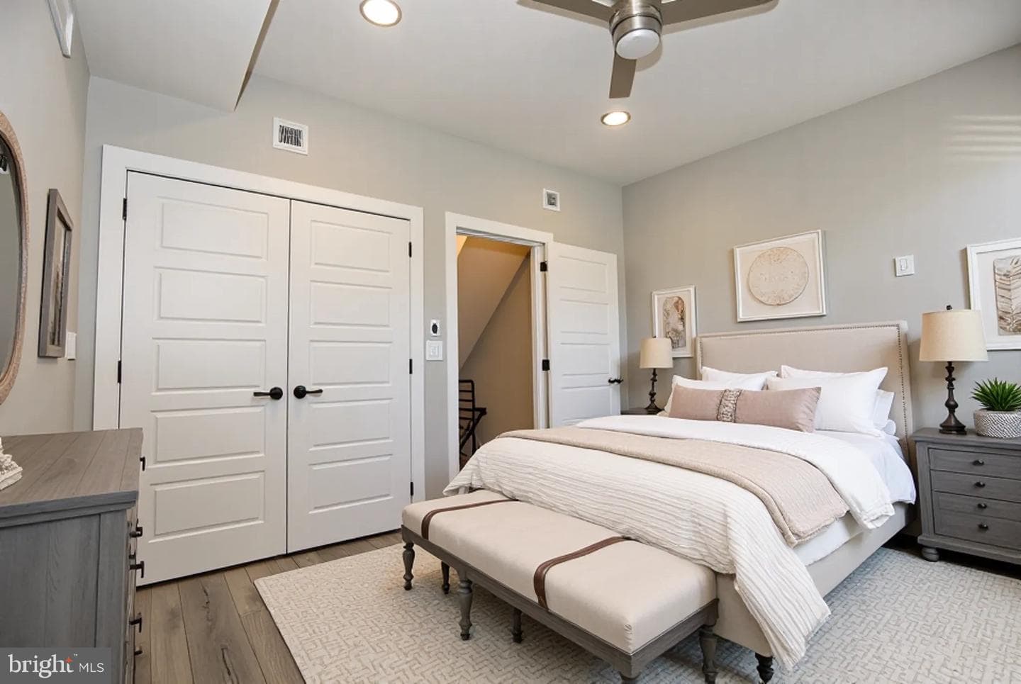 2525 N Hancock Street photo 11