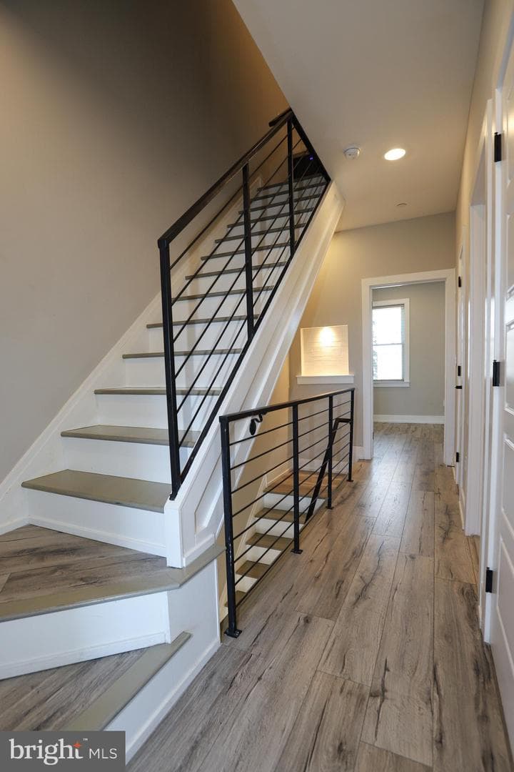 2525 N Hancock Street photo 16