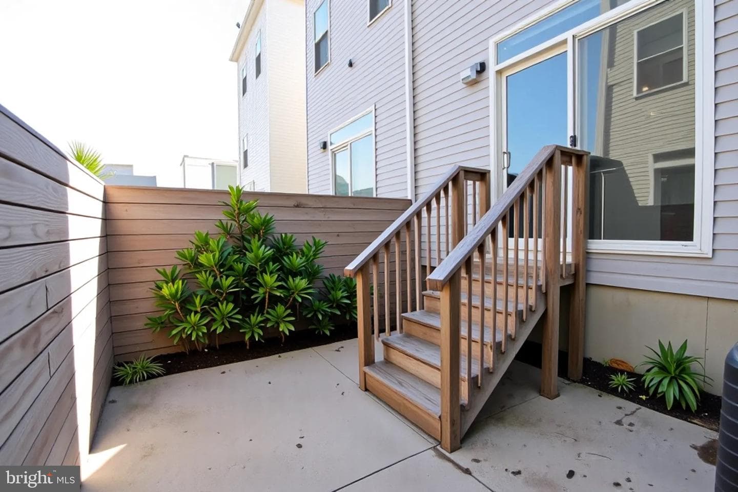 2525 N Hancock Street photo 9
