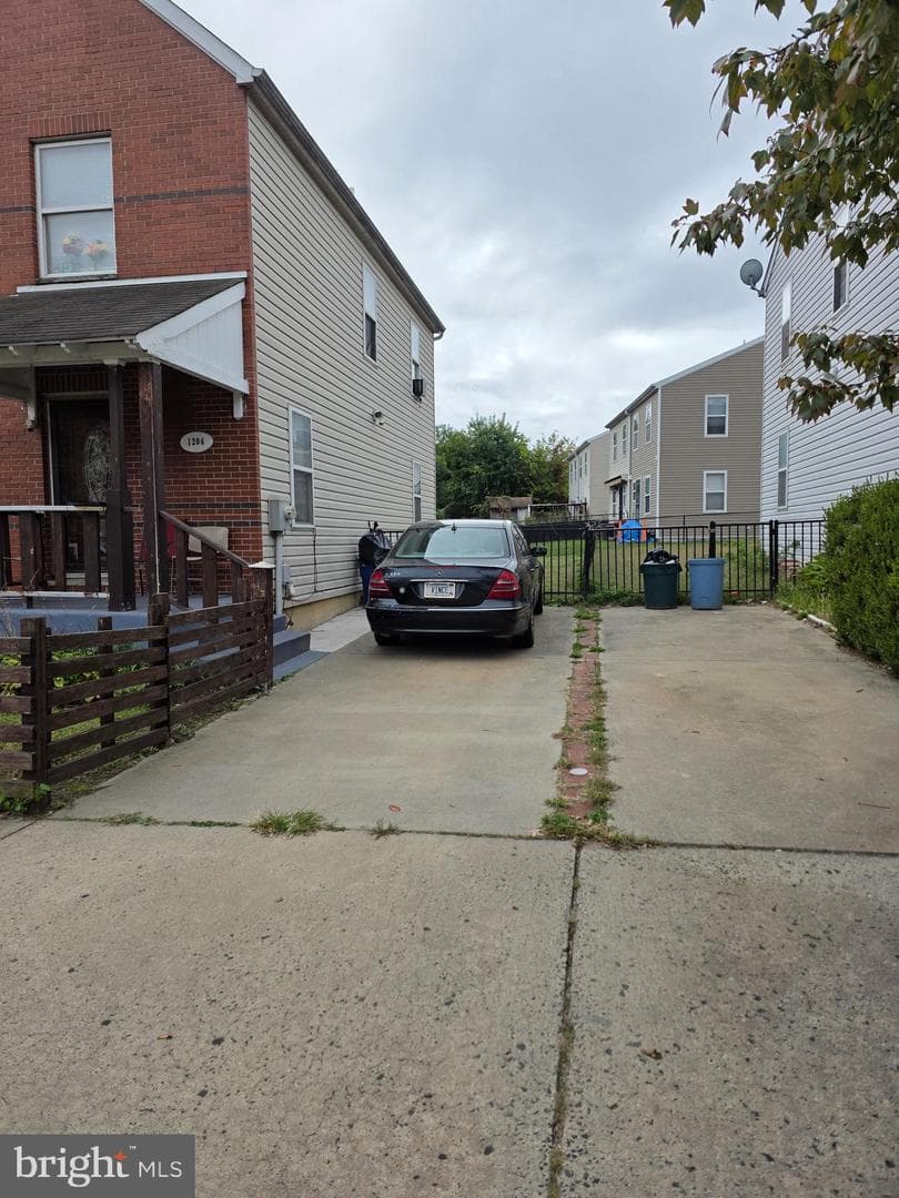 1206 Parrish Street photo 6