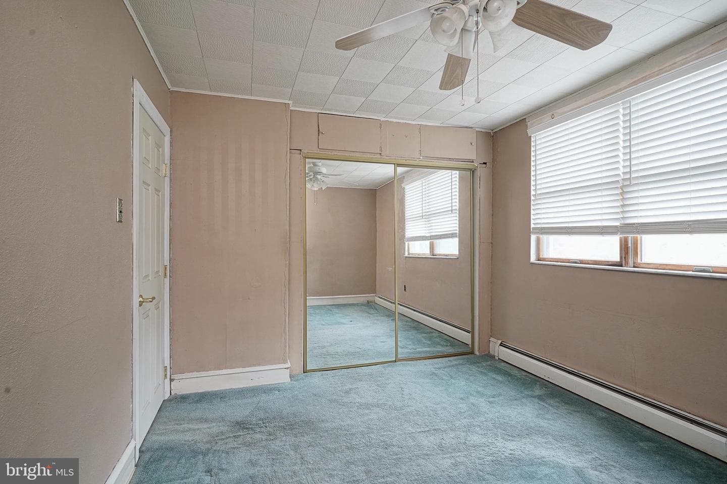 942 Johnston Street photo 13