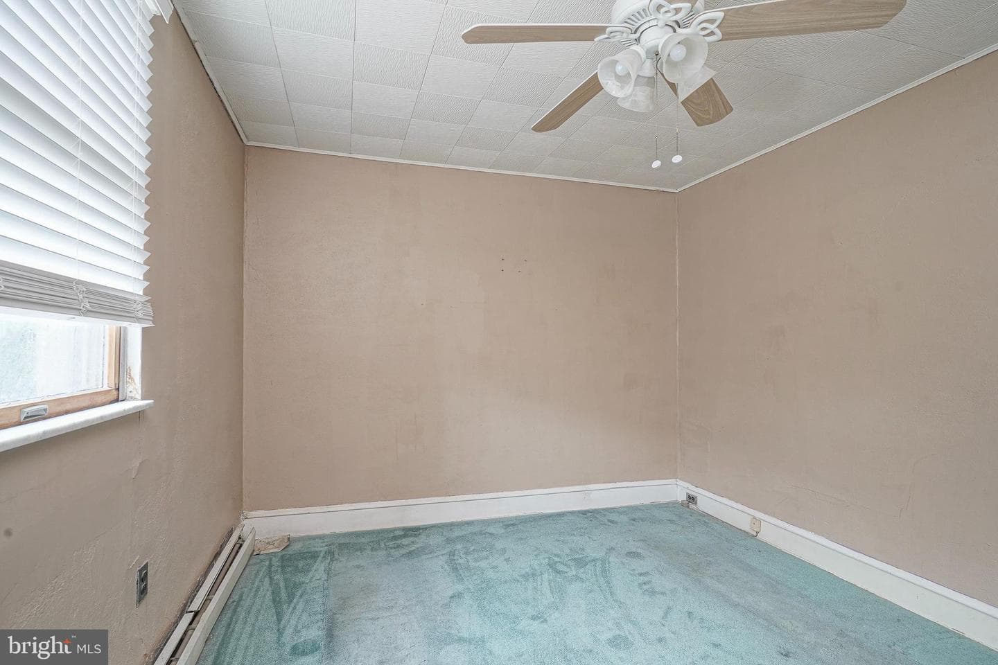 942 Johnston Street photo 14