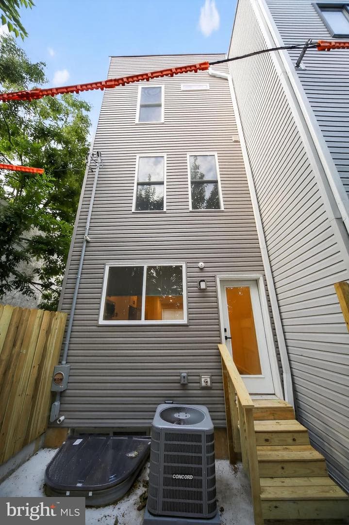 3209 Latona Street photo 30