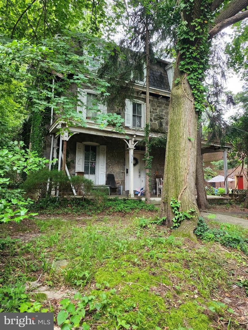 308 E Mount Airy Ave photo 2