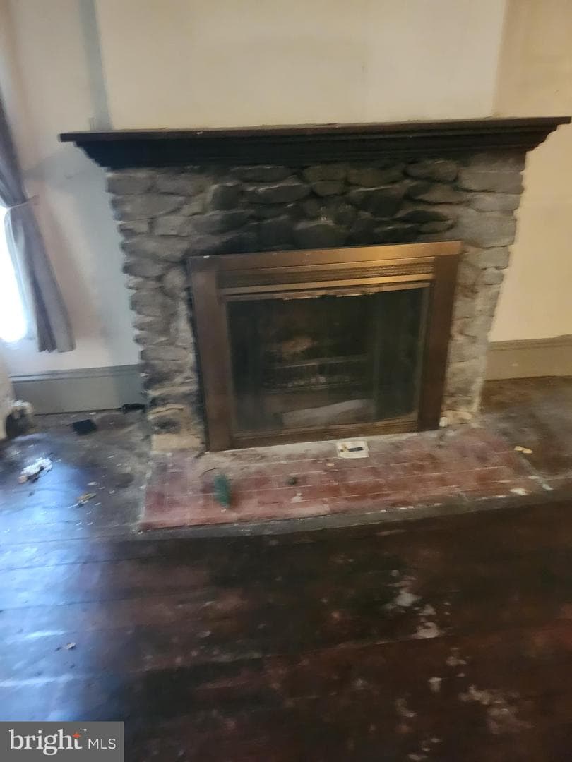 308 E Mount Airy Ave photo 4