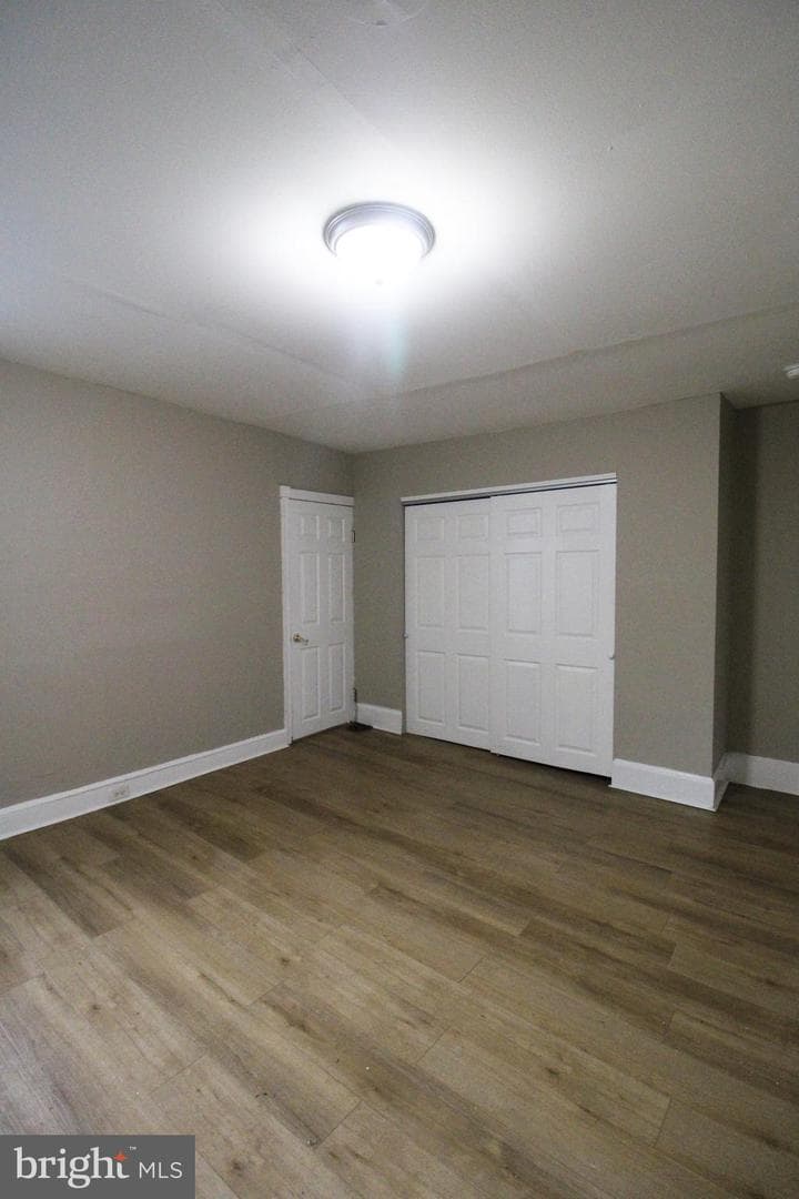 1220 S Hanson Street photo 5