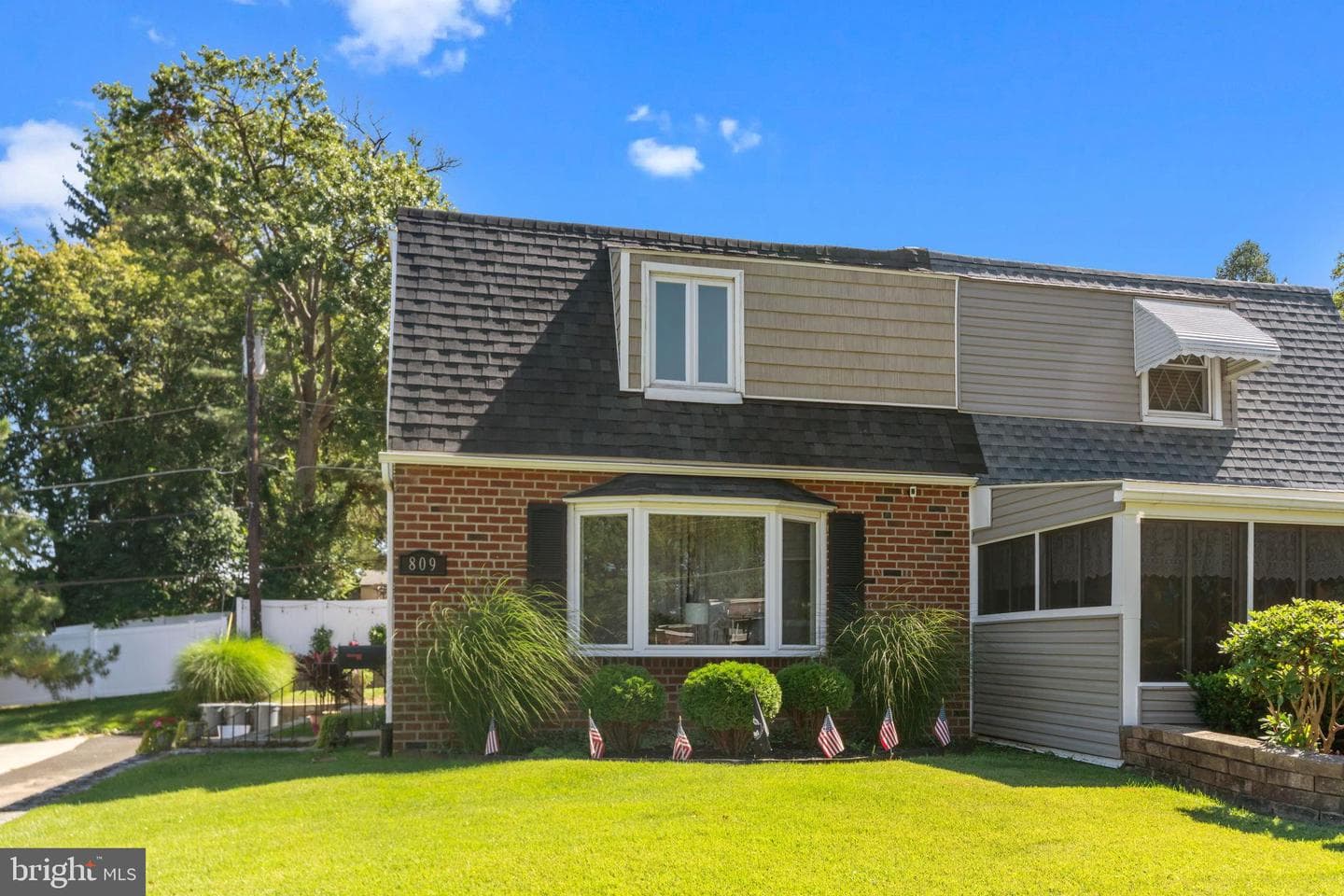 809 Millwood photo 2
