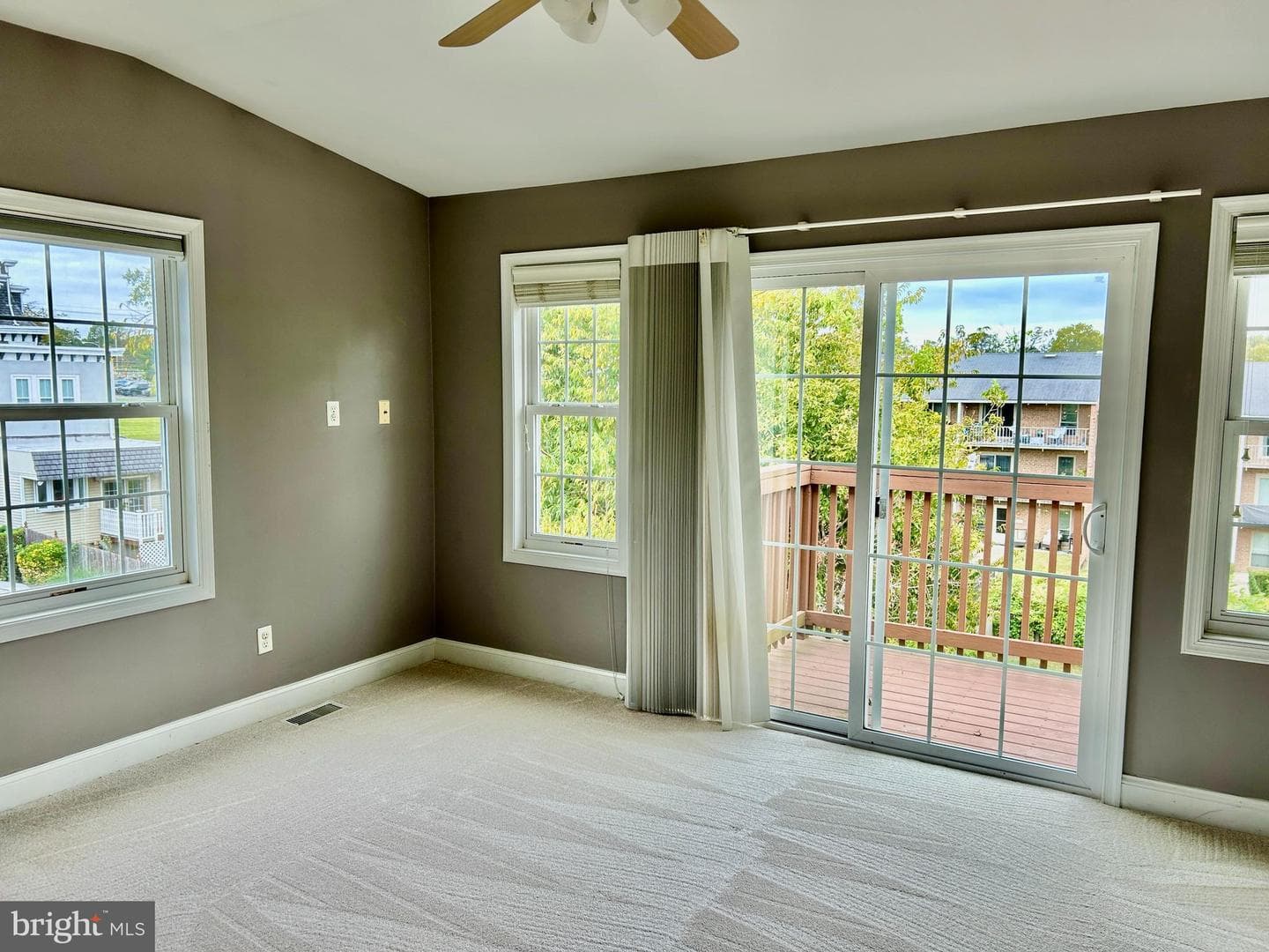 622 Keely Court photo 17