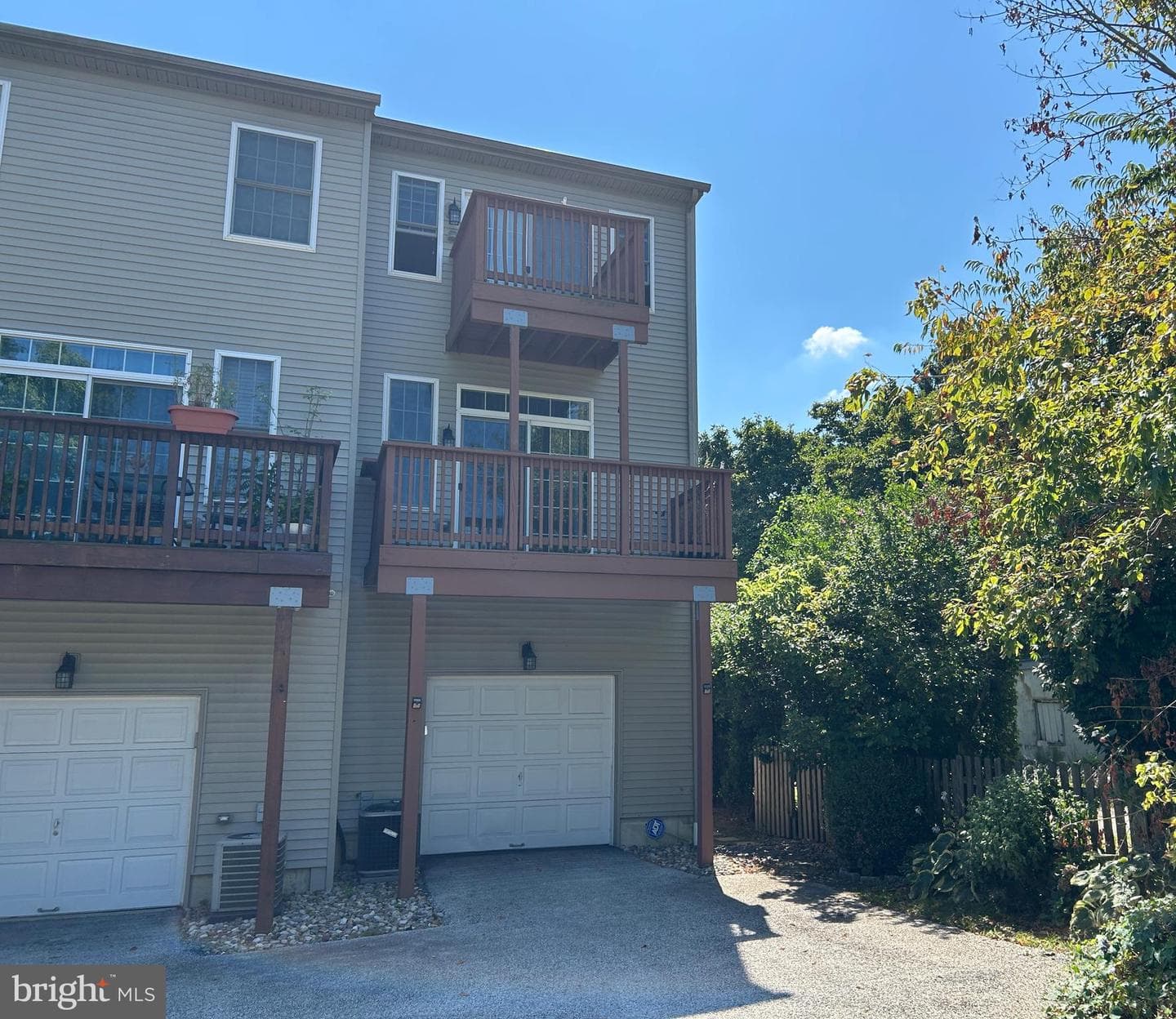 622 Keely Court photo 28