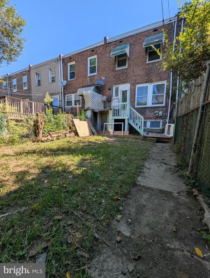 2650 S 68th photo 12