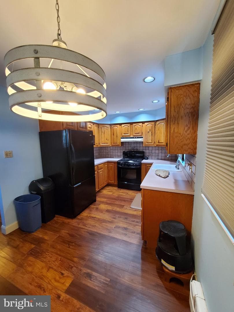 1212 Tyson Avenue photo 11
