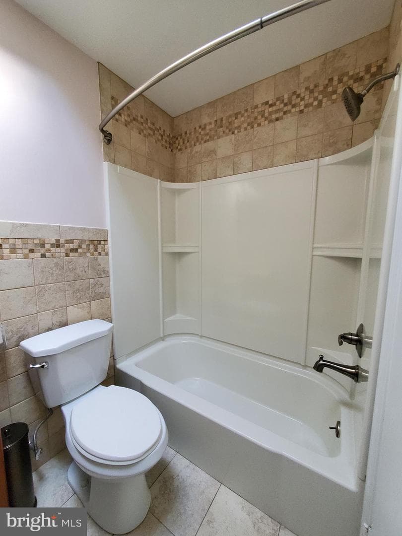 1212 Tyson Avenue photo 21