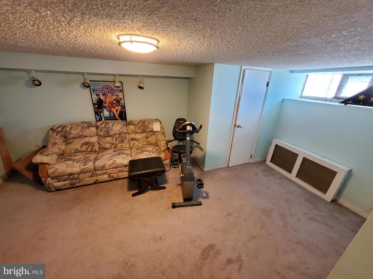 1212 Tyson Avenue photo 27