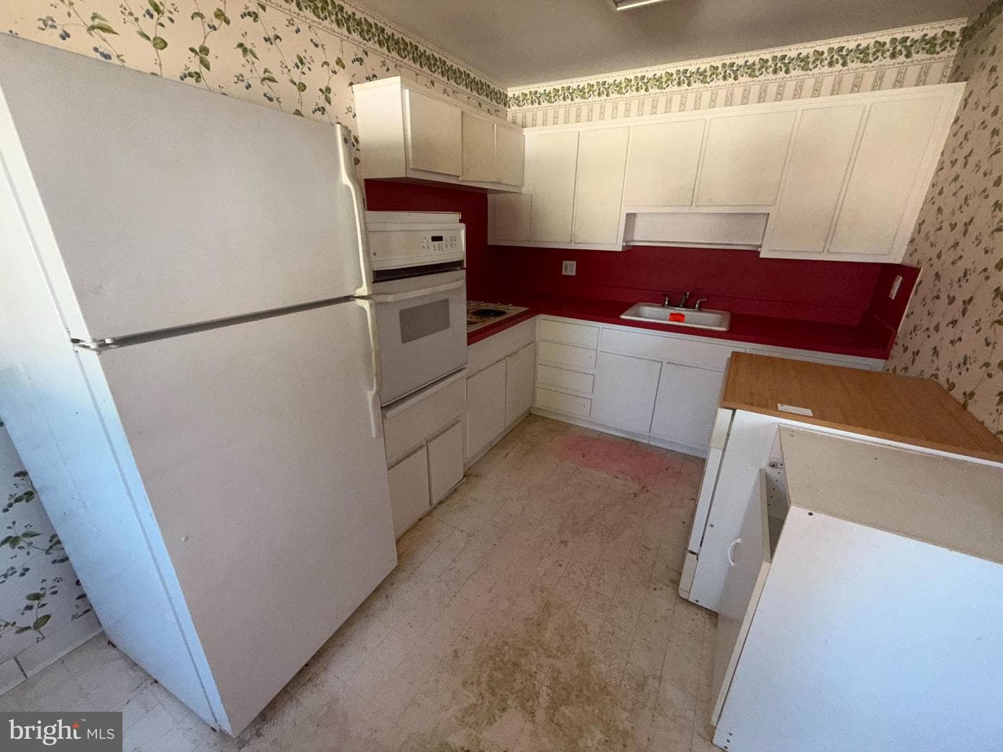 12706 Hollins Road photo 14