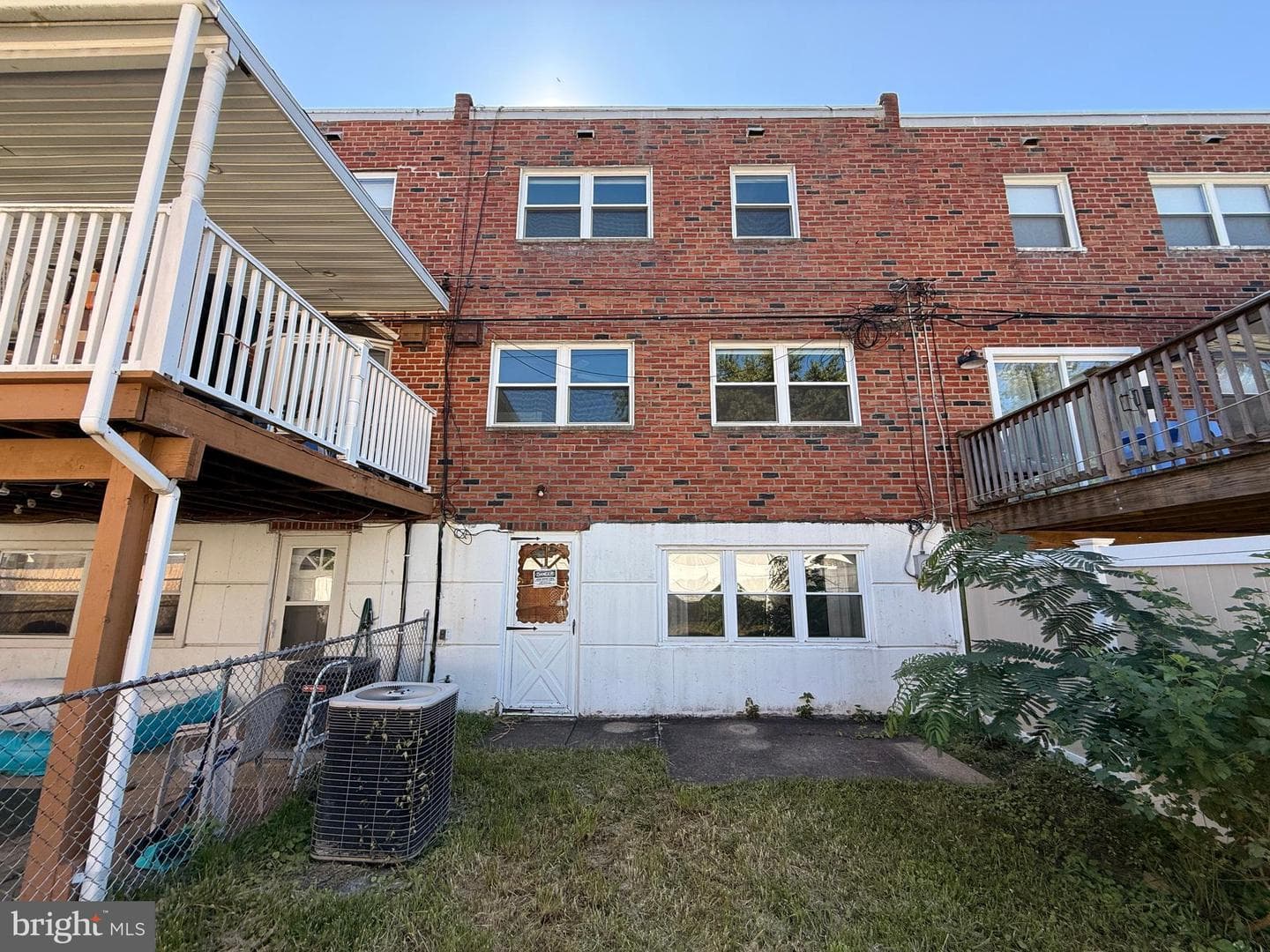 12706 Hollins Road photo 32