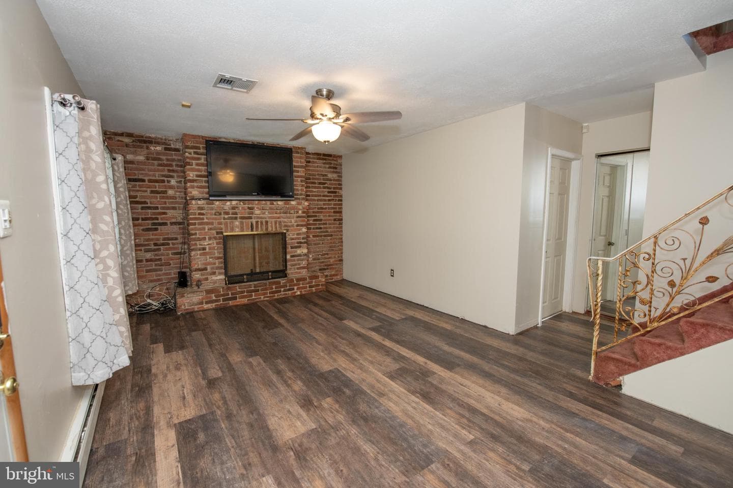 2831 Comly Road photo 16
