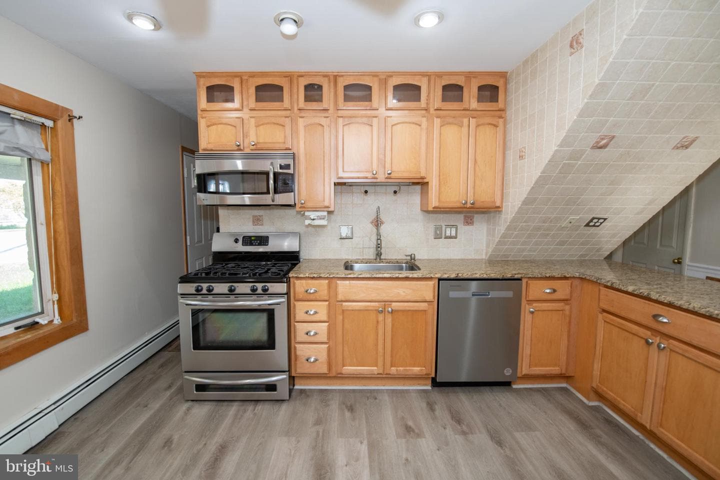 2831 Comly Road photo 18
