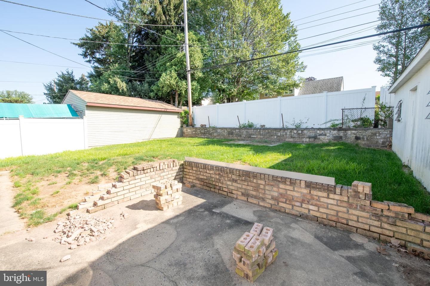 2831 Comly Road photo 31