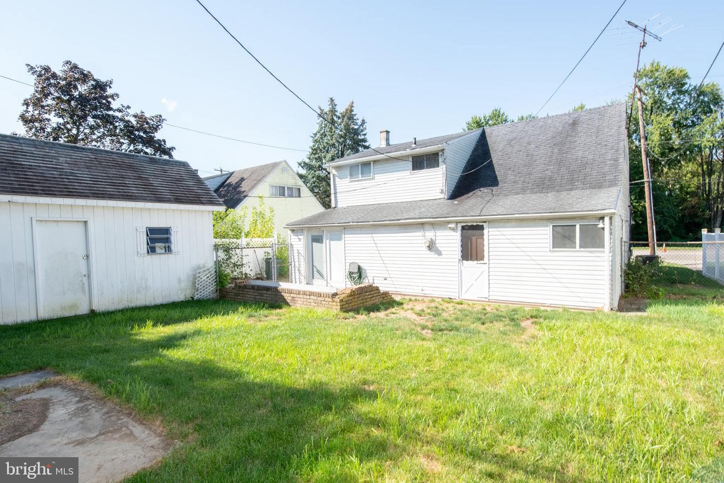 2831 Comly Road photo 32