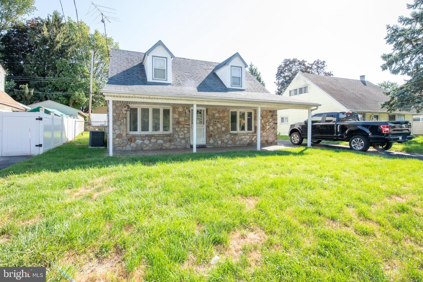 2831 Comly Road photo 5