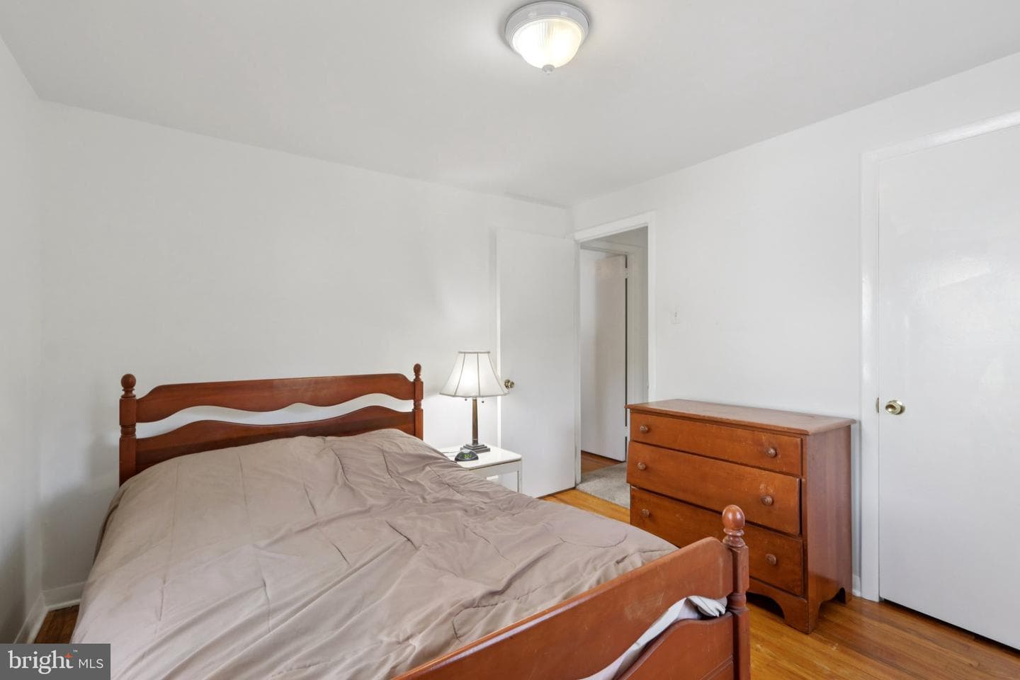 910 Glenroy Road photo 21