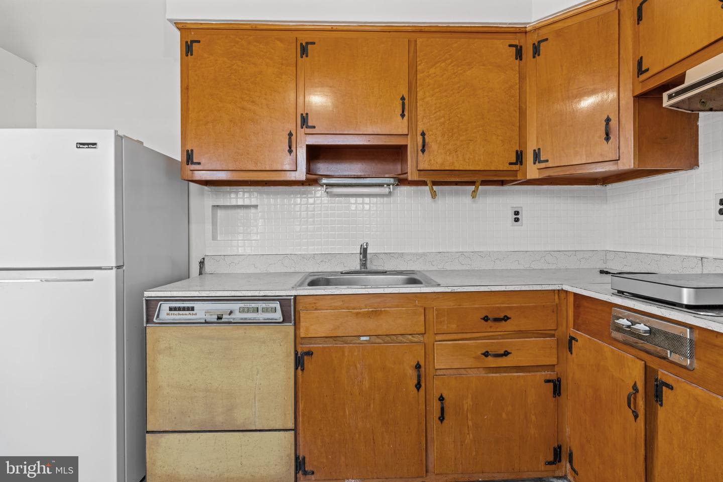 8614 Agusta Street photo 10