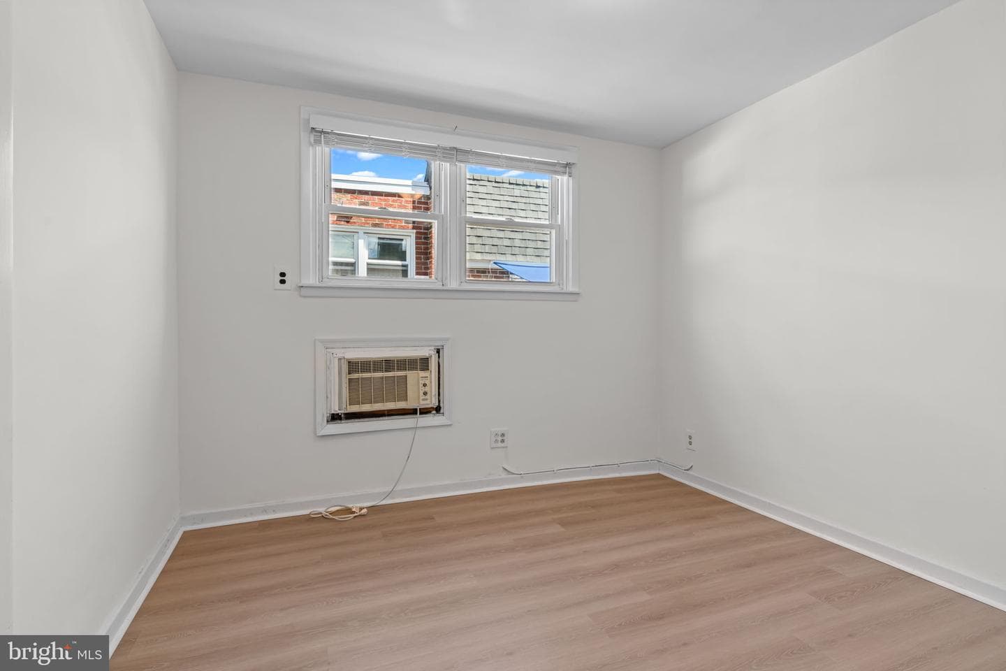 8614 Agusta Street photo 16